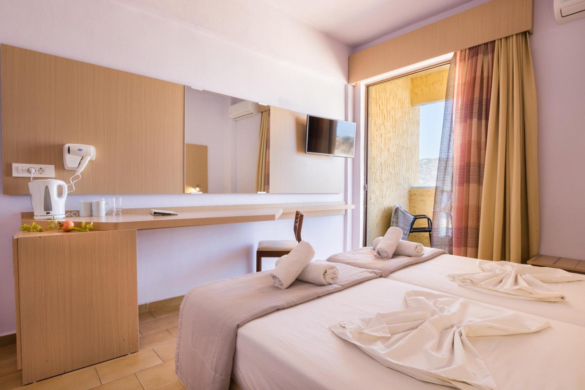Atlantis Hotel Kárpathos Eksteriør bilde